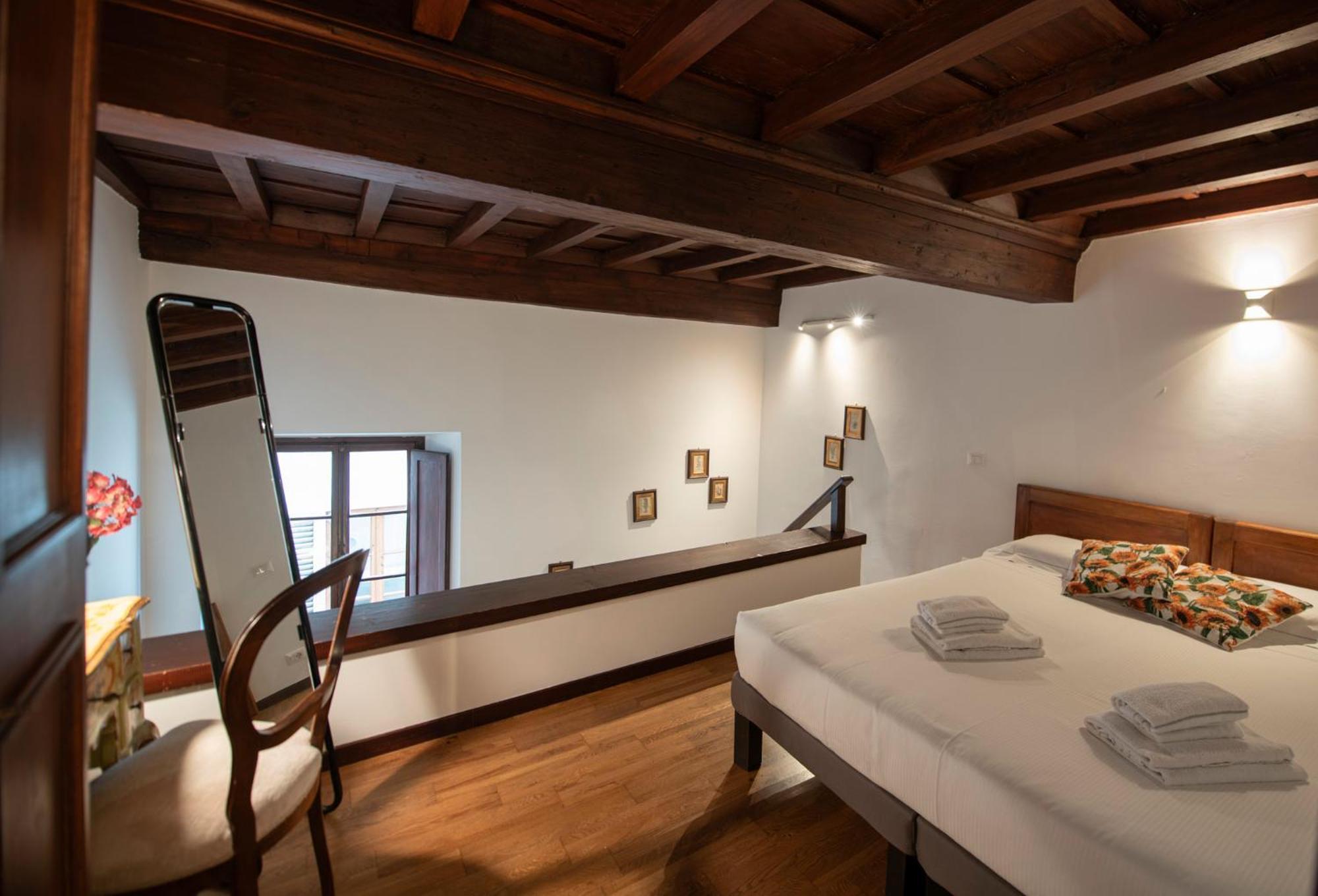 Mamo Florence - Borgo San Jacopo Apartment Luaran gambar