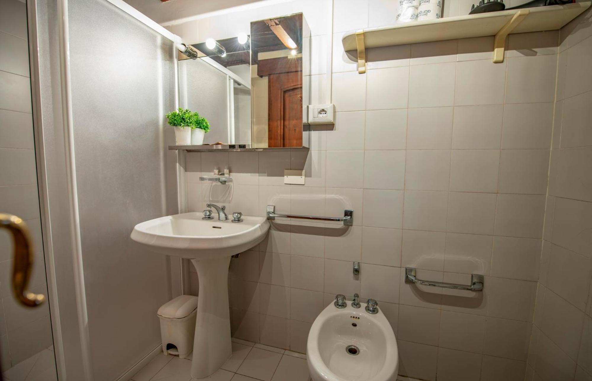 Mamo Florence - Borgo San Jacopo Apartment Luaran gambar